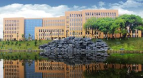 ���ϳǽ�ְҵ����ѧԺ