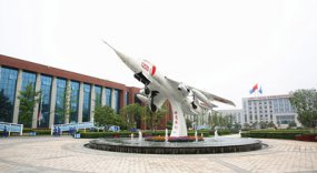 <b>��ɳ����ְҵ����ѧԺ</b>